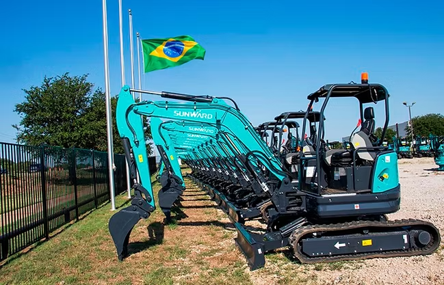 Mini Escavadeira